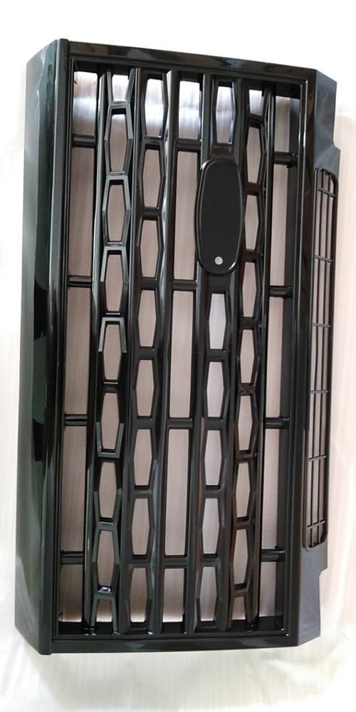 Lr069115 Car Front Auto Grille for Land Rover Defender 90 110 130 Blakc Silver Spare Parts Accessories