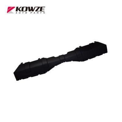 Kowze Rear Center Bumper for Mitsubishi Pajero Montero IV 2006- 6410A580