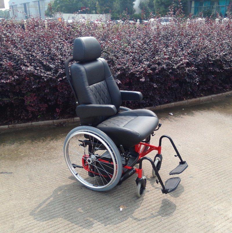 Swivel Car Seat with Wheelchair Which Can Be Used as Wheelchair