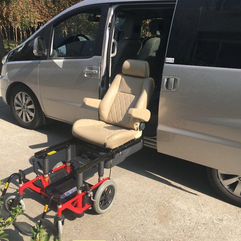 Swivel Car Seat with Wheelchair Which Can Be Used as Wheelchair