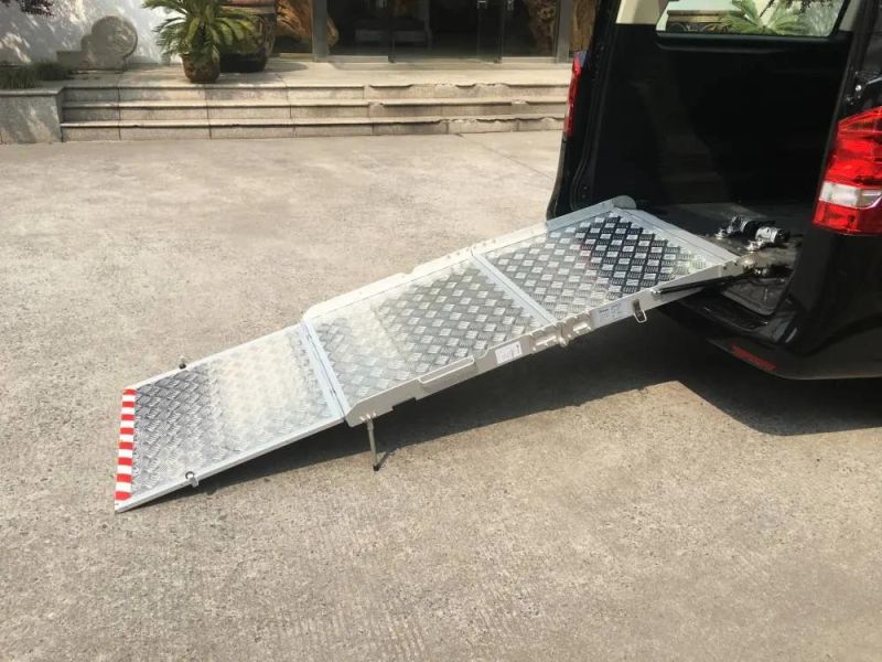 Esay Operated Manual Folding Wheelchair Ramp Loading 350kg