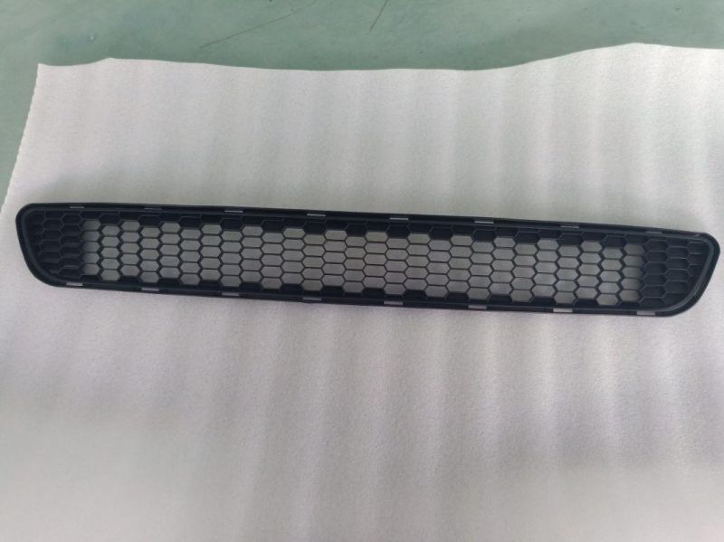 Wholesale Auto Parts Bumper Grille for Toyota Sienna 2011-2014 Le