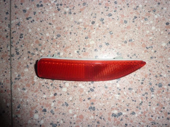 Wholesale Car Parts Rear Bumper Reflector for Toyota Corolla 2011-2013