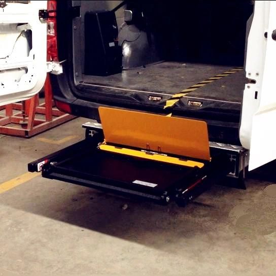 CE Certified Wheelchair Lift for The Disabled Passenger Loading 350kg