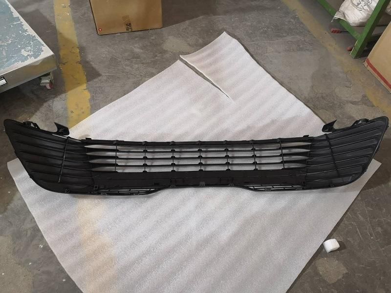 Wholesale Car Parts Bumper Grille for Toyota Camry 2018 Le
