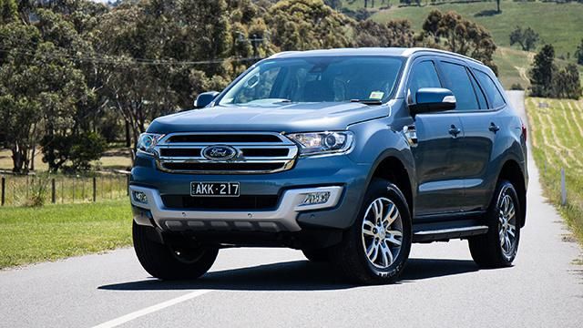 2015-2017 Everest Side Light Cover