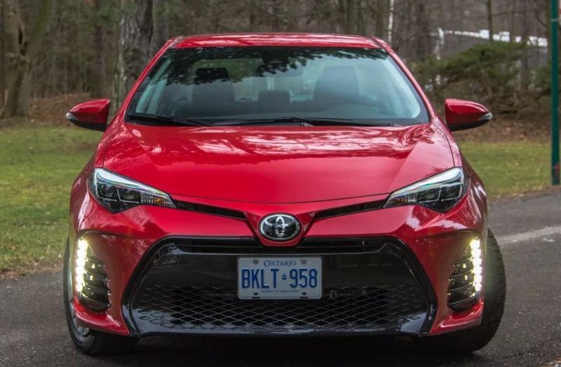 Auto Parts Front Upper Grille Se for Corolla 2017 USA