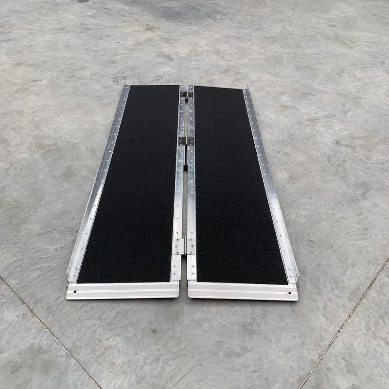 Aluminium Single-Fold Super-Grip Wheelchair Ramp