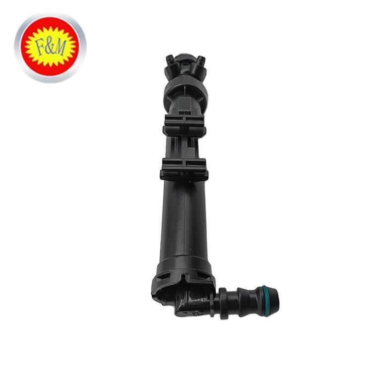 Auto Parts Washer Wiper Nozzle A1668601247 for Mercedes