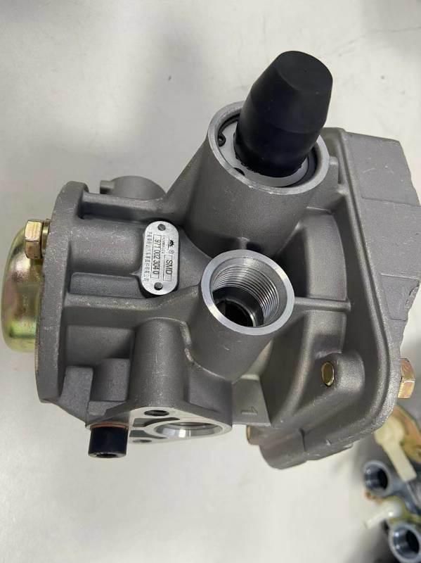 Truck Auto Parts Brake Valve Relay Valve 9710023040