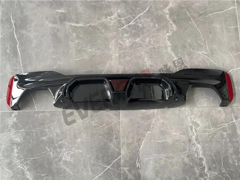 CS Style Rear Diffuser with LED Light Rear Bumper Lip for BMW 5 Series G30 2017+