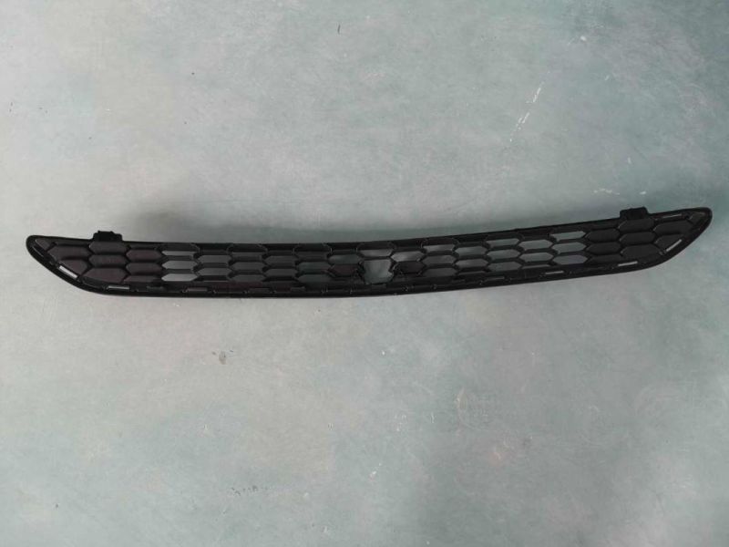 Wholesale Front Bumper Grille Upper for Toyota RAV4 2016-2018 Se