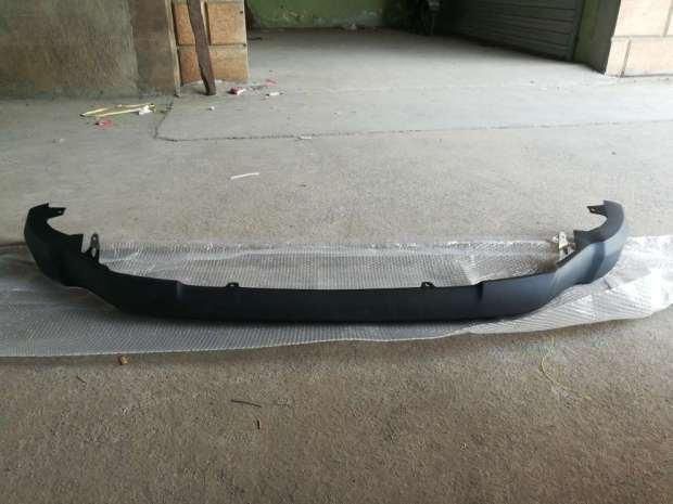 Wholesale Front Bumper Middle for Toyota RAV4 2016-2018 Le