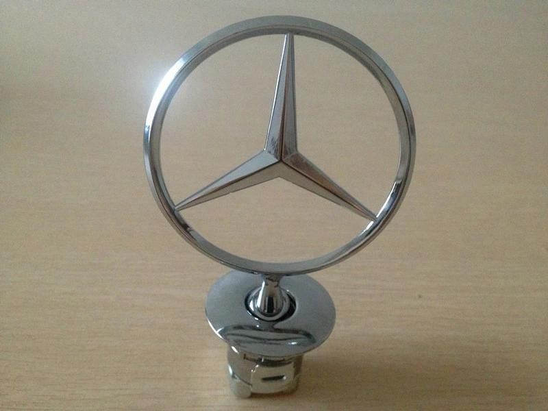 Chrome Silver Grill Auto Logo Badge Stand-up Head Car Emblem