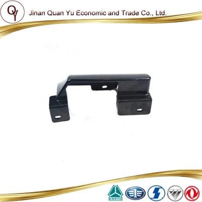 Hinge Cover for Sinotruck HOWO Truck Part (WG1642111021)