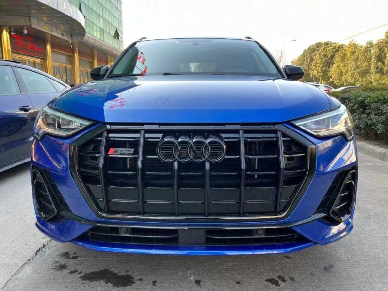 Front bumper with grill for Audi Q3 body kit 2022