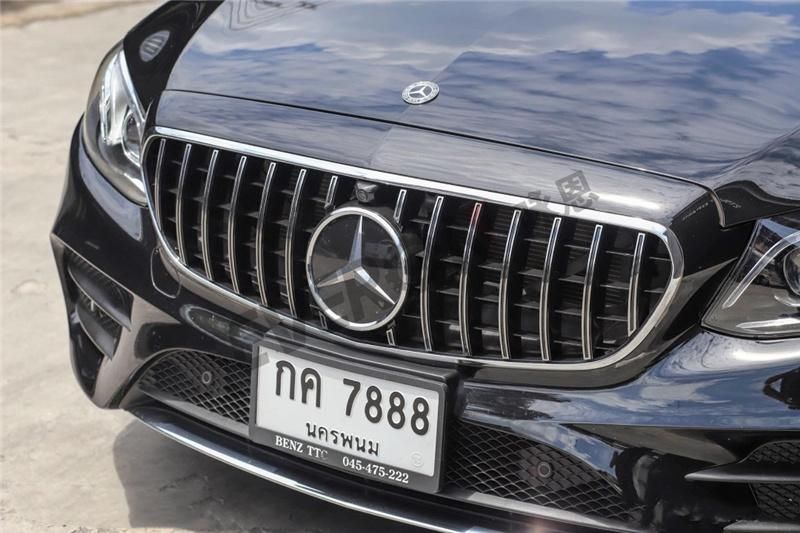 Gt Style Front Bumper Center Grille for Mercedes Benz E-Class W213 2016-2020