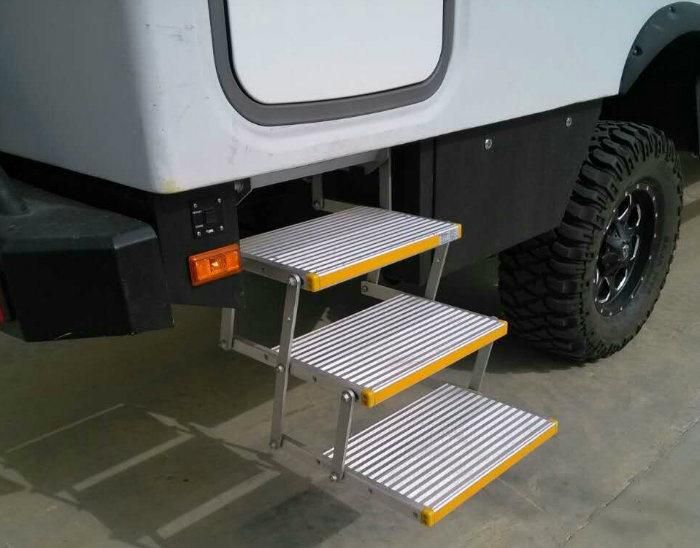 Ce Aluminum Folding 3 Step Electric Side Step Ladder for Vehicle with LED Light