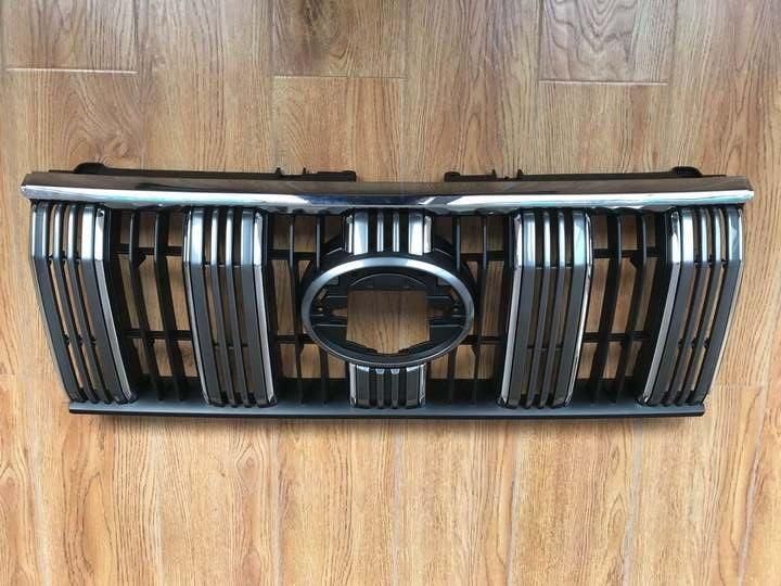 Wholesale Front Grille for Toyota Prado 2018 Car Parts