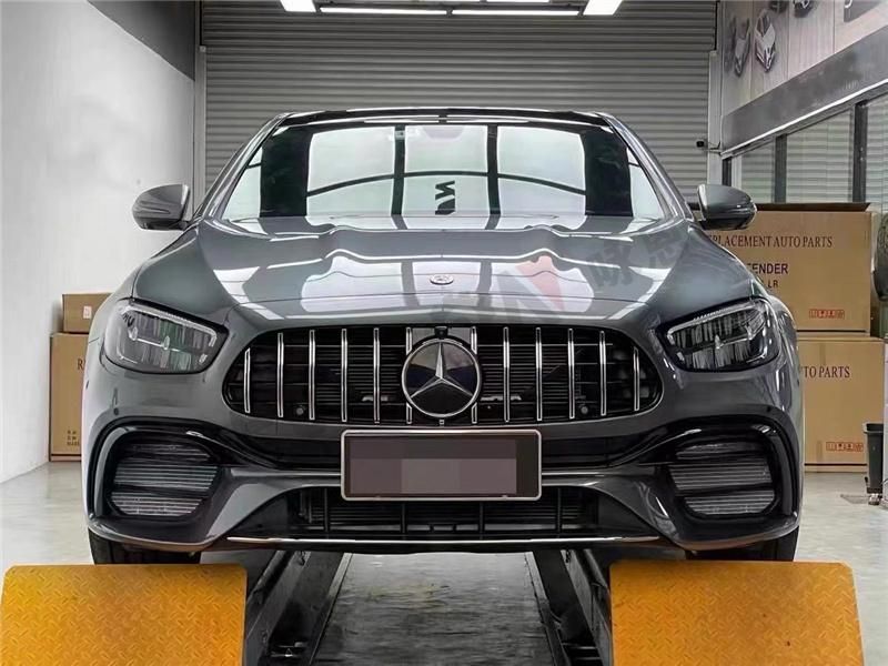 New Arrival 2021 Genuine E63 Amg Body Kit with Front Bumper Assembly Grille Rear Diffuser Exhaust Tips for Benz W213 E Class 2020-2021