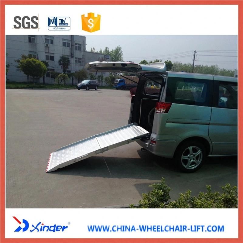 Easy and Safety Manual Fold Wheelchair Ramp for Van