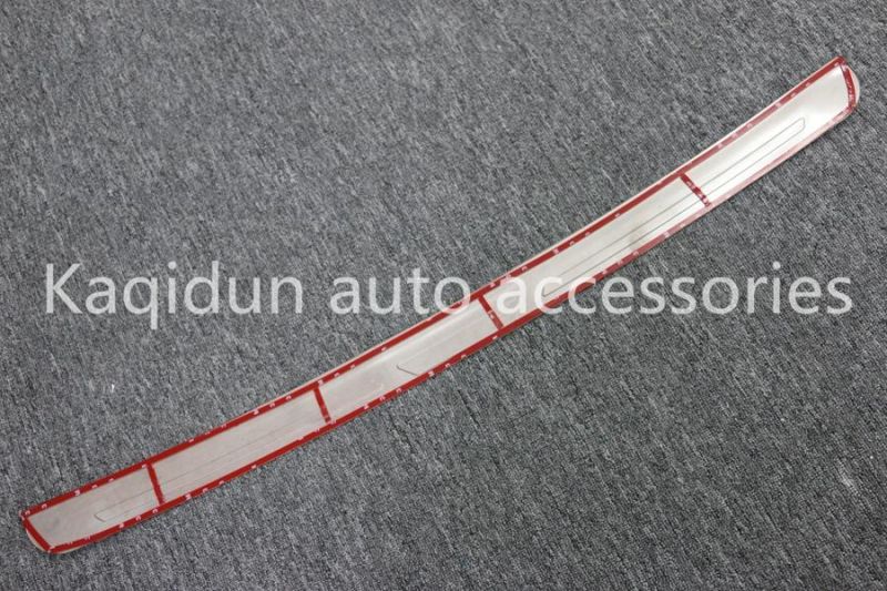 Stainless Steel Car Rear Raised Trunk Interior Protect Plate Rear Bumper Plate for Toyota Innova 2016
