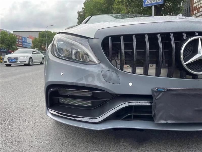 2019 C63 Amg Style Bumper with Grile Body Kit for Benz C Class W205 2014-2021