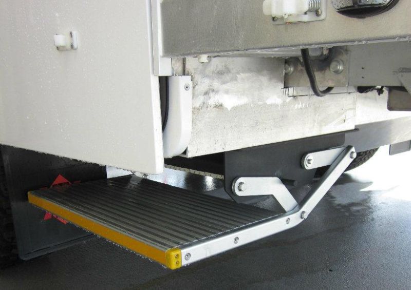 Ce Certified Electric Folding Stairs for Car and Caravan Ce Certificate