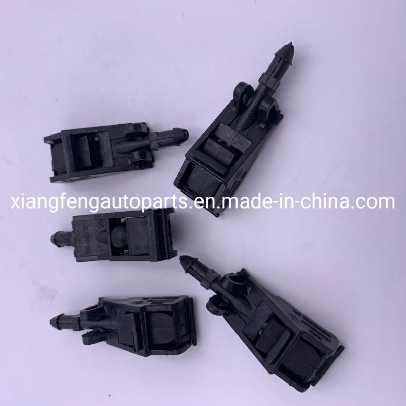 Auto Spare Parts Plastic Clip 6e0955985b for Volkswagen Audi