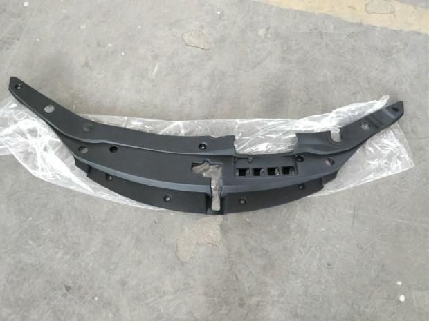 Radiator Upper Cover for Toyota Camry 2015-2017 Le