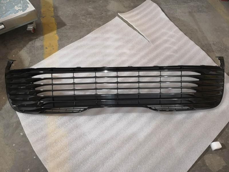 Wholesale Car Parts Bumper Grille for Toyota Camry 2018 Le