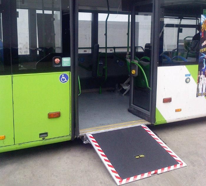 Ce Certified Wheelchair Loading Ramp for Bus with Loading 350kg