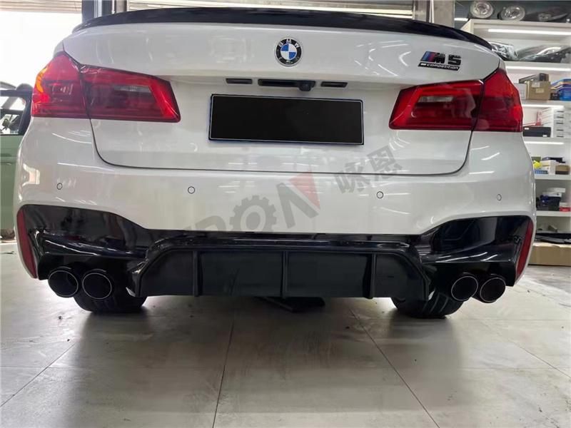 M5 Style Body Kit with Front and Rear Bumper Grille Side Skirts Rear Diffuser for BMW 5 Series G30 2018-2020