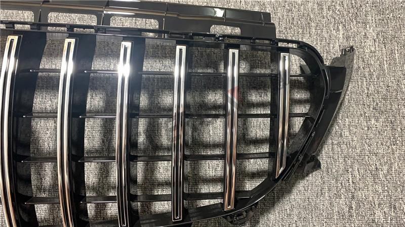 Gt Style Front Bumper Center Grille for Mercedes Benz E-Class W213 2016-2020