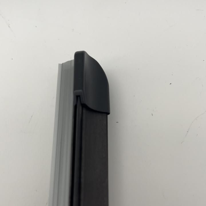 Auto Part Wiper Blade for Mercedes-Benz OEM 2058202300 W205