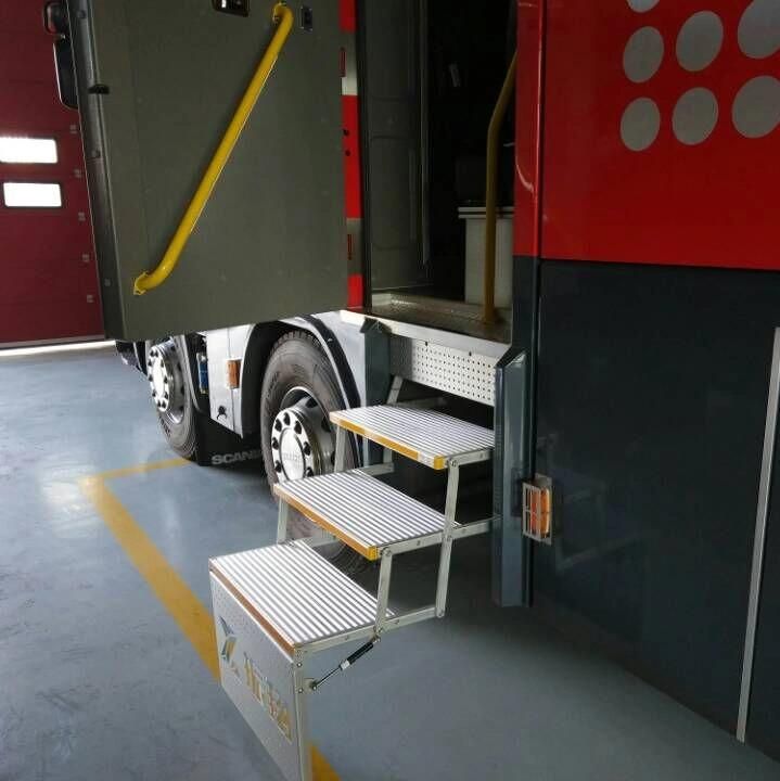 Ce Electric Folding Step for Van