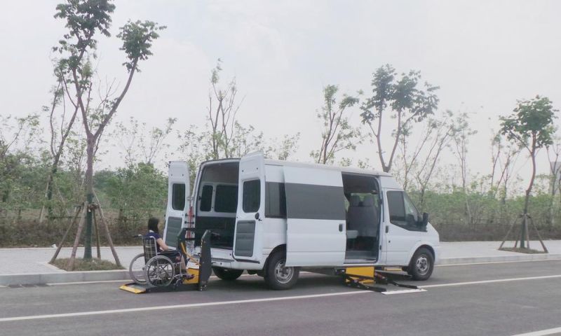 Ce Certified Hydraulic Wheelchair Lift for Van Loading 300kg