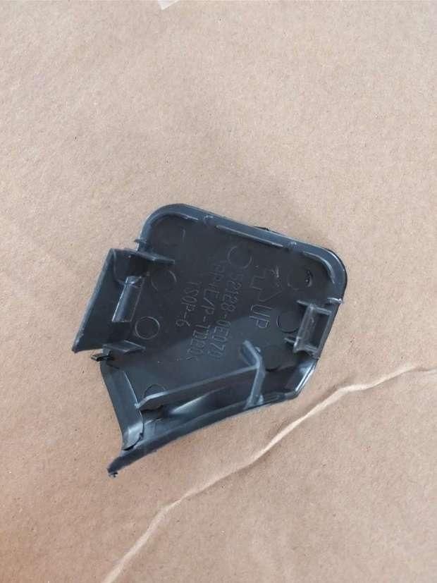 Wholesale Front Bumper Tow Cover for Toyota Highlander 2012-2013