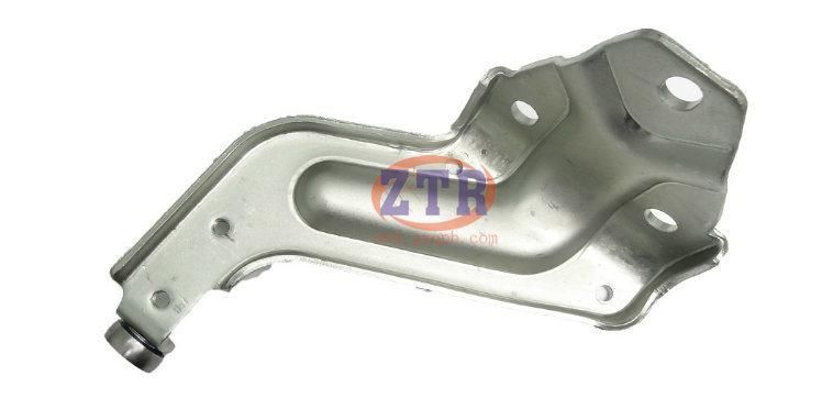 Auto Parts Middle Door Lower Pulley for Navara E26 82420-3xa0a