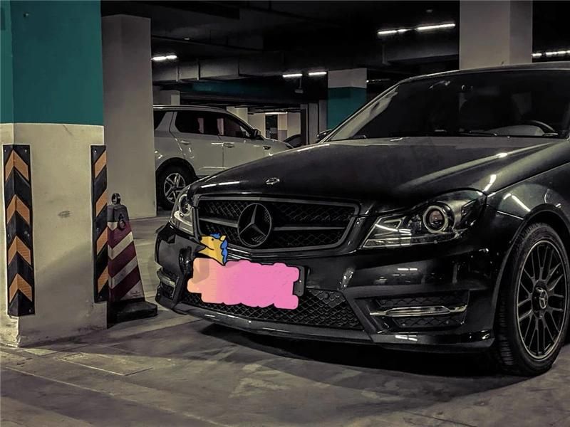 C63 Amg Style Auto Front Grille for Mercedes C Class W204 2007-2014