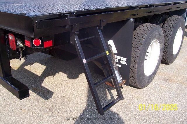 Retractable Truck Steps in Steel and Black Coating