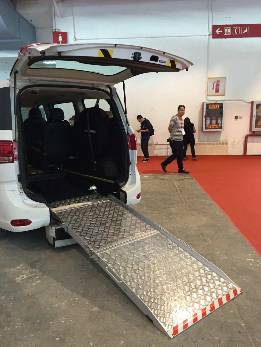 Bmwr-201 Manual Loading Ramp for Van